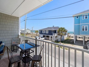 Laid Back By The Sea - Steps from the beach with amazing ocean views, Parking for 2 included, condo